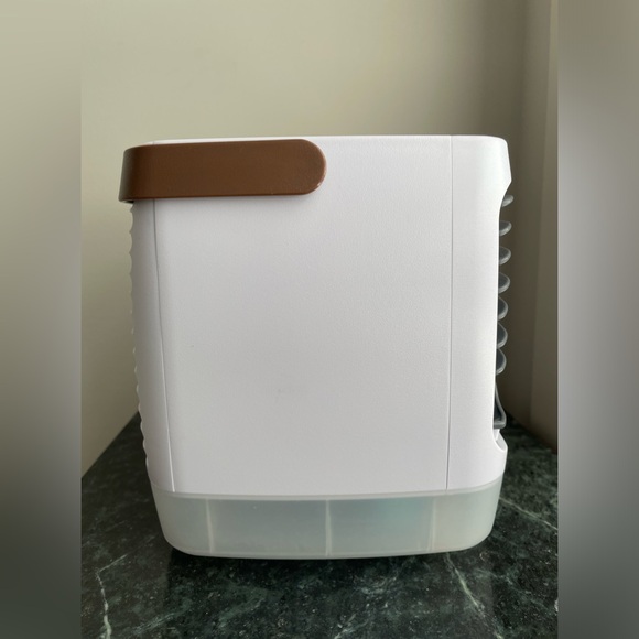 Sale!! New Deluxe Portable AirCooler 4speeds Swamp Coolers with Humidifier - Picture 3 of 7